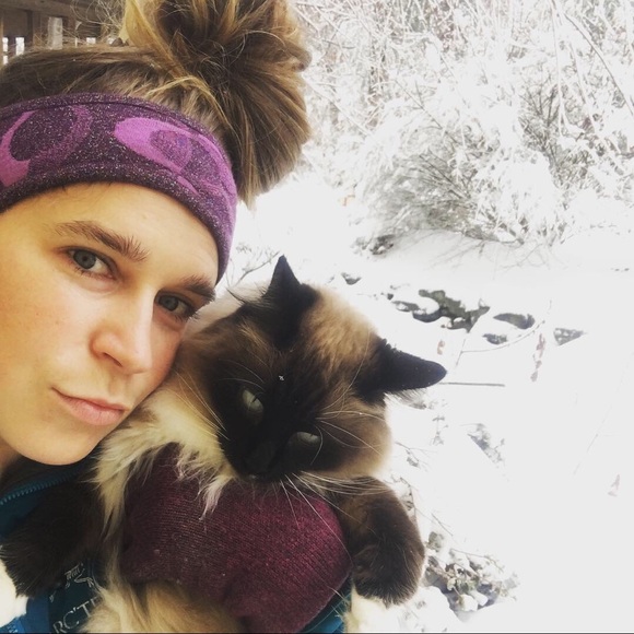 Meet your Posher, Janae - Picture 2 of 5